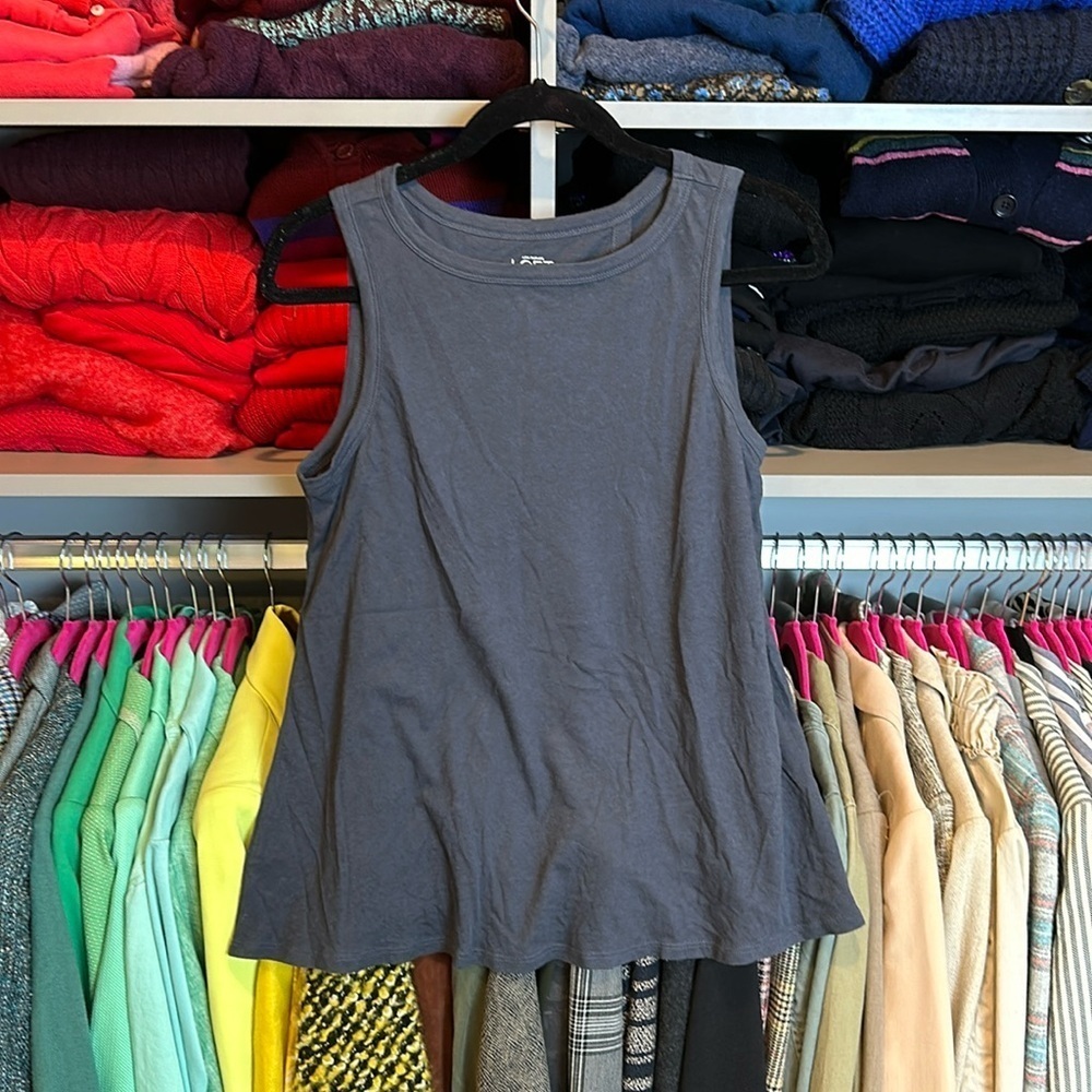 Loft gray cross back scoop neck tank top size XS​
